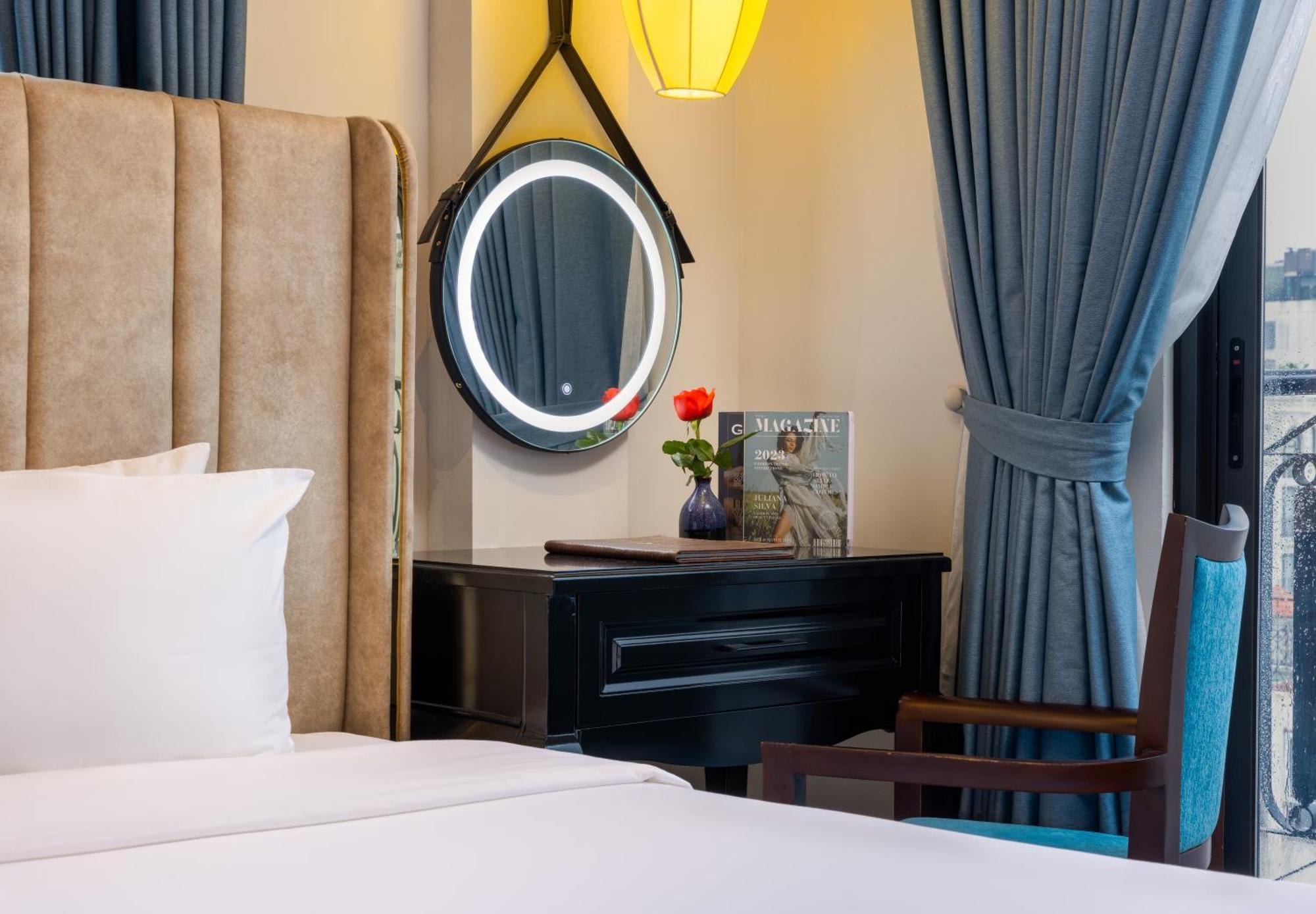 Golden Legend Boutique Hotel — Photos 1